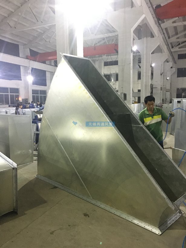 角铁法兰风管安装